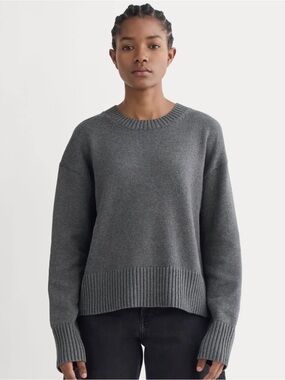 Everlane The Boxy Sweater in Everyday Cotton - Dark Heather Gray